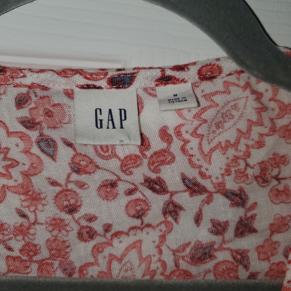 Gap long sleeve, size M - Picture 2 of 2